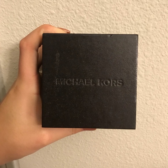 MK watch - Picture 1 of 8